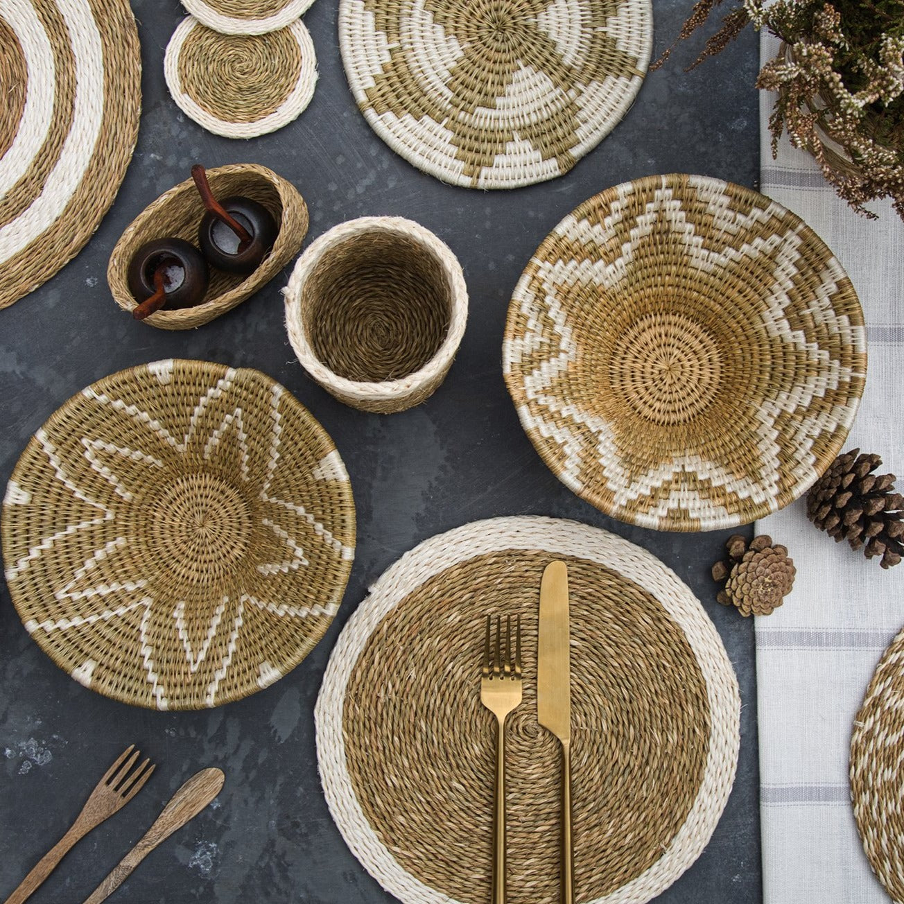 White Collection Trivet