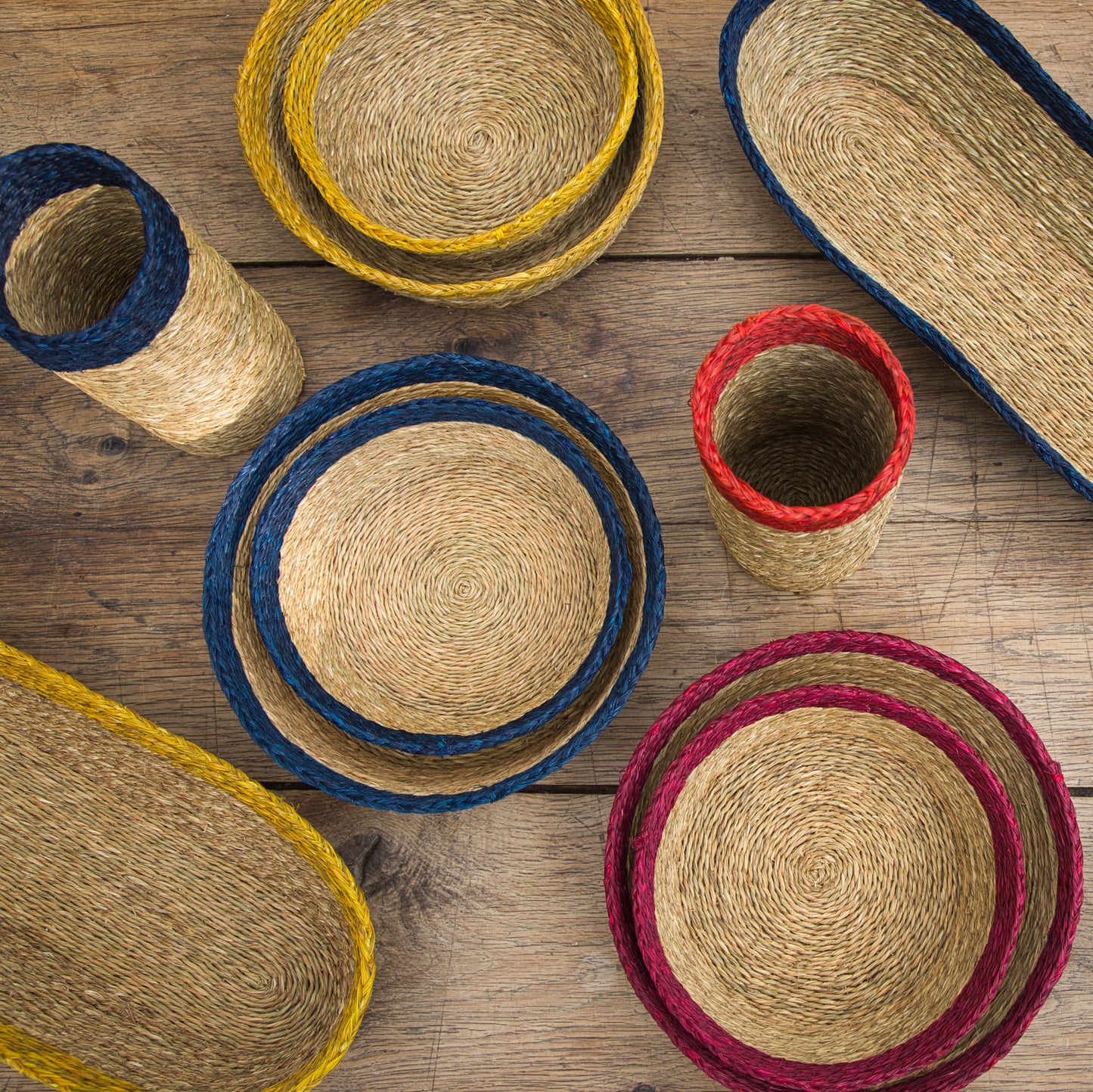 Handwoven Lutindzi Grass Round Bread Basket