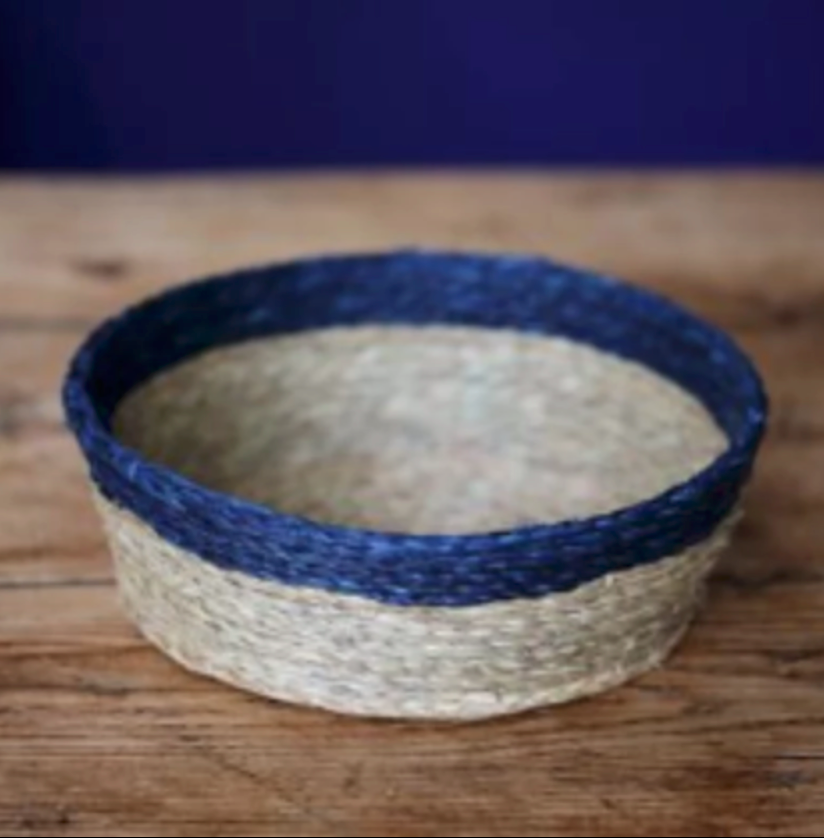Handwoven Lutindzi Grass Round Bread Basket