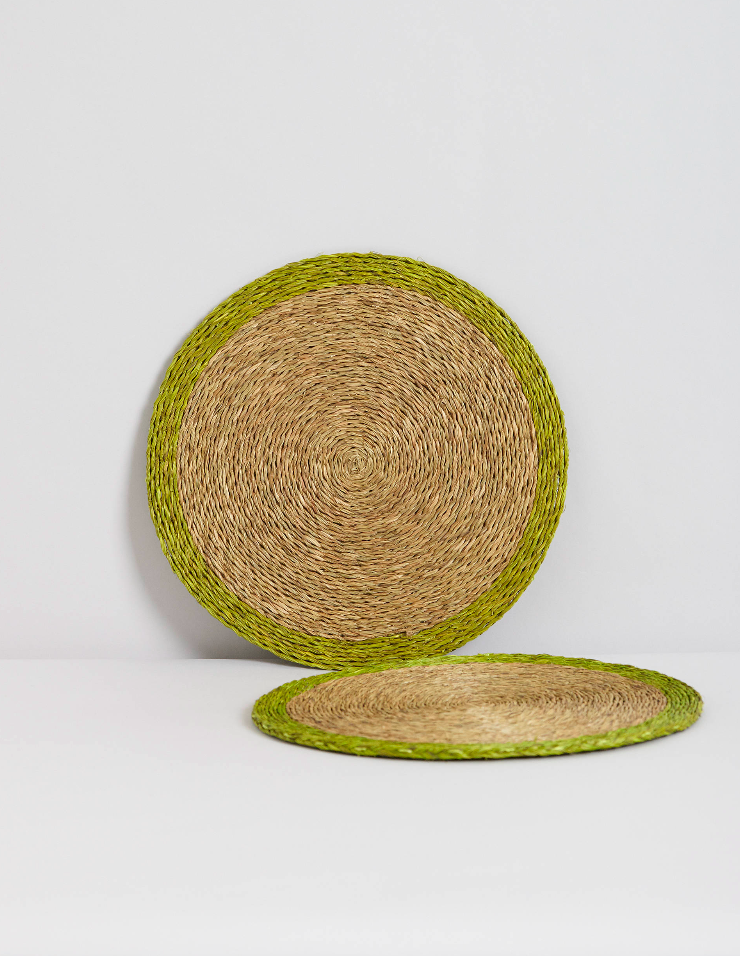 Handmade Lutindzi Grass Placemats  – Round, Colorful Trim